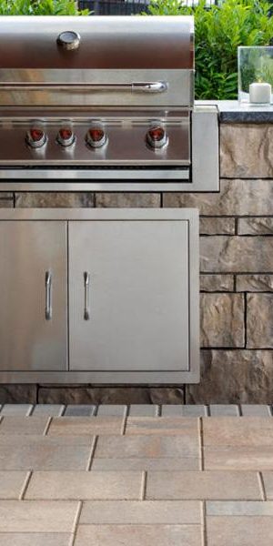 Outdoor Kitchen