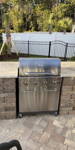 outdoor kitchen with grill